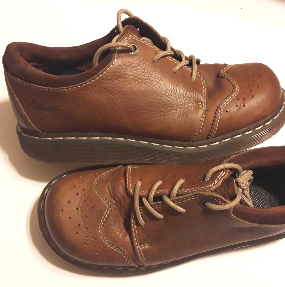 Dr. Martens Brown leather Oxford ladies size 9
